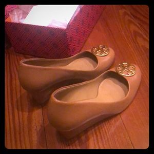 Tory Burch Chelsea Tan Wedge
